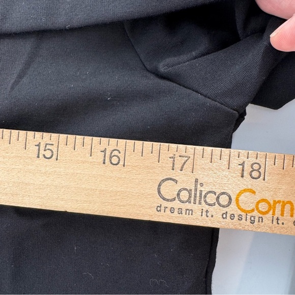 COS OFF THE SHOULDER LONG SLEEVED BLACK TOP - Picture 6 of 6